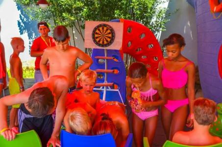 Ark Apart and Suite - 64