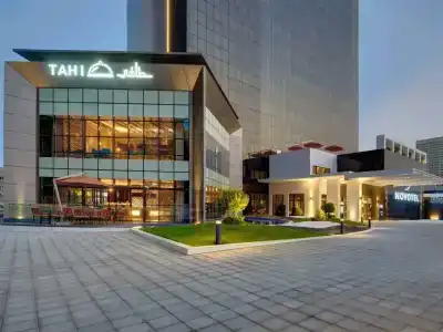 Novotel Sharjah Expo Centre - 11