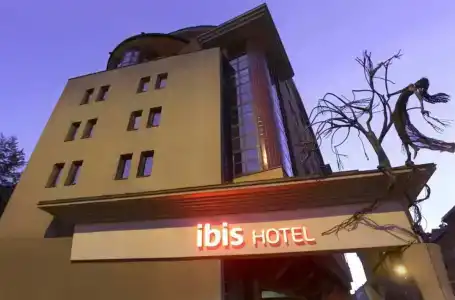 Ibis Budapest Heroes Square - 17