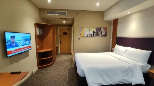 Premier Inn Dubai Investments Park - 88