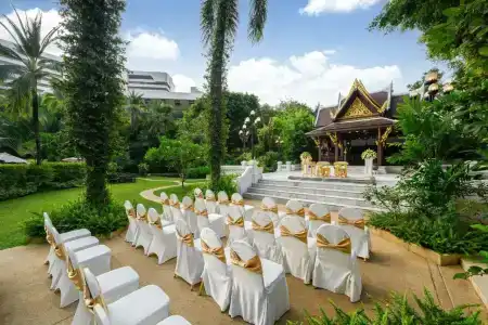 Centara Grand at Central Plaza Ladprao Bangkok - 4