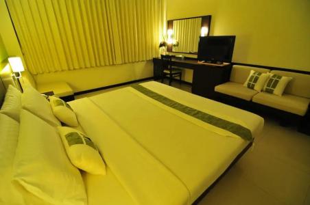 Navarat Heritage - 25