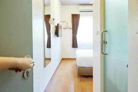 Red Planet Bangkok Asoke - SHA Extra Plus - 25