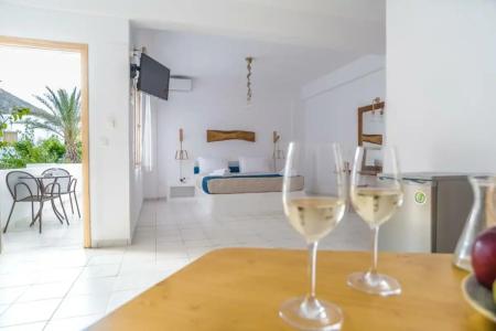 Santorini Crystal Blue Boutique - 18