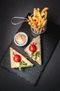 Rija VEF with FREE Parking - 68