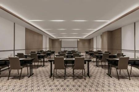 Courtyard by Marriott Phuket Town - 93