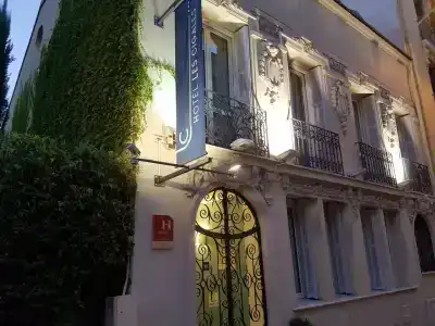 Hôtel les Cigales - 43
