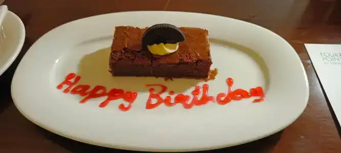 Four Points by Sheraton Sharjah - 90