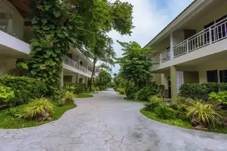 Arkbar Beach Club - 7