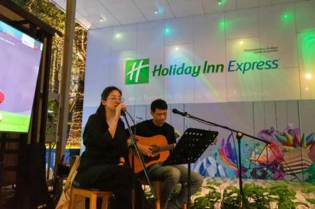 Holiday Inn Express Bangkok Soi Soonvijai, an IHG - 7