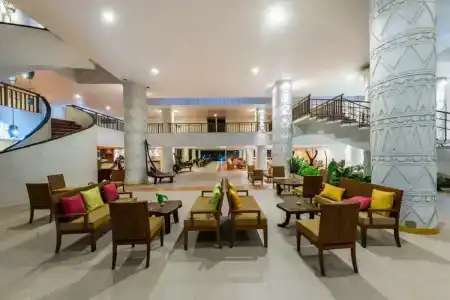 Tropicana Pattaya - SHA Extra Plus - 68