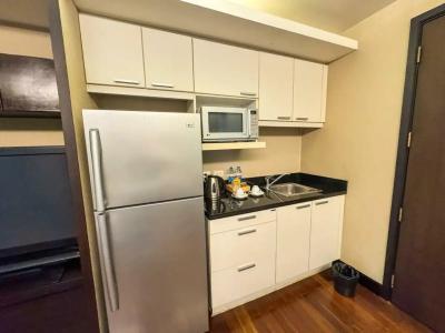 The Narathiwas & Residence Sathorn Bangkok - 54
