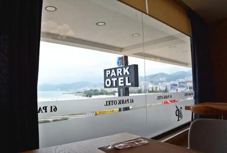61 Park - 21