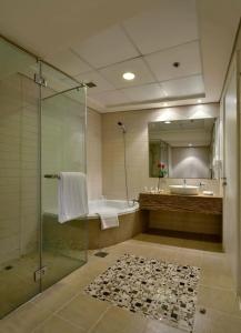 Oaks Liwa Heights Suites - 53
