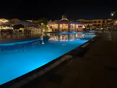 Ali Baba Palace -Families and Couples Only- - 9