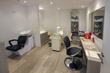 Okeanos Beach Boutique - 50