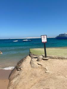 La Rosa Waves Beach - Couple & Families Only - 31