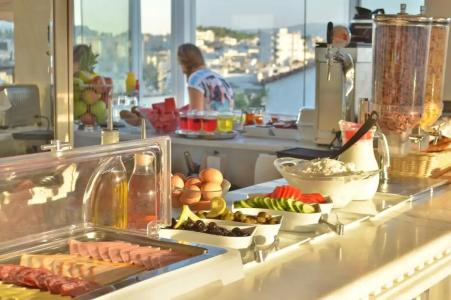 Acropolis Ami Boutique - 65
