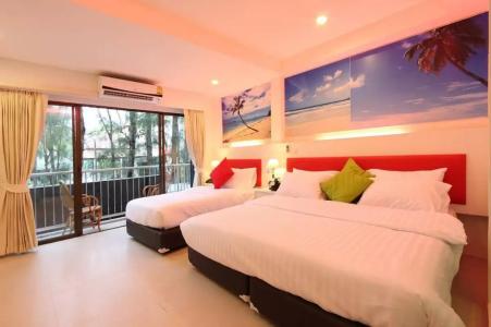 Armoni Patong Beach - 1