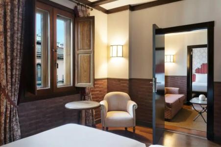 Palacio de Santa Paula, Autograph Collection - 99