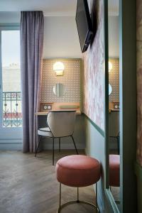 Cervantes by Happyculture - 78