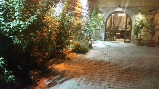 Family Cave Suite - 22