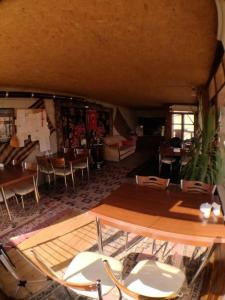 Falcon Cave Suites - 46