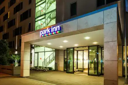 Park Inn by Radisson Frankfurt Airport - 39