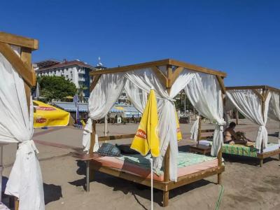 Kleopatra Melissa - 5