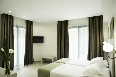 Roseum Boutique - 12