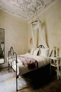 Shila Athens - 61
