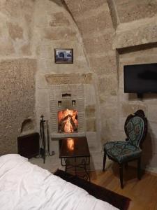 Traveller's Cave - 44