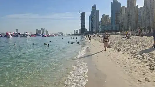 Ramada & Suites by Wyndham Dubai JBR - 7
