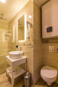 Privilege Suites by Central Park - 9