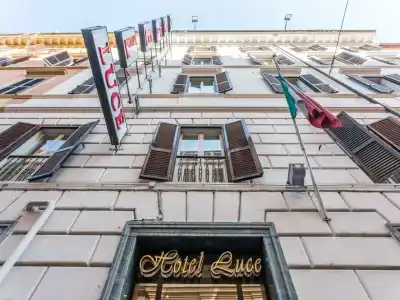 Raeli Luce - 2
