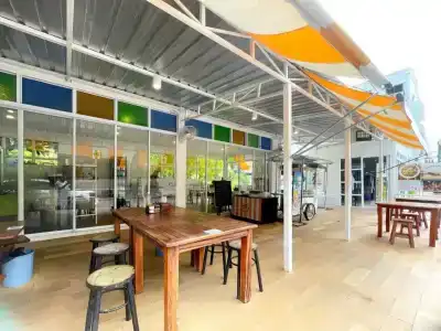 Sabai Inn - 9