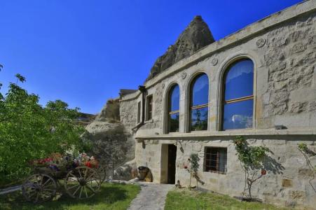 Traveller's Cave - 8