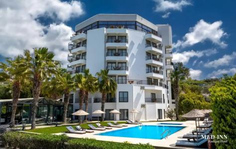 Med-Inn Boutique - 39