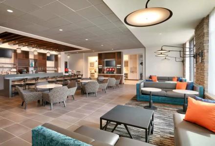 Hyatt Place Anchorage-Midtown - 43