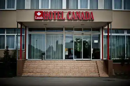 Canada Budapest