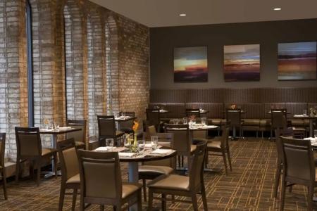 Sheraton Minneapolis Downtown - 10