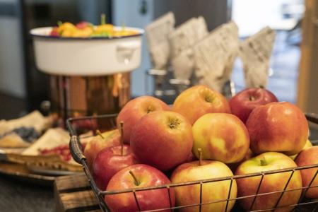 Courtyard by Marriott Hamburg City - 59