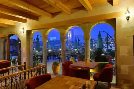 Caftan Cave Suites - 78