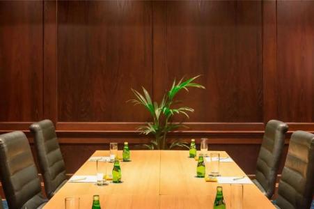 Four Points by Sheraton Downtown Dubai - 94