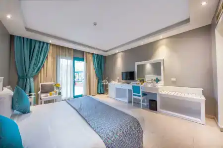 Sunrise Garden Beach Resort - 3