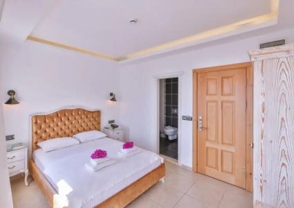 Linda Beach Class - 92