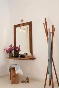 Santorini Crystal Blue Boutique - 67