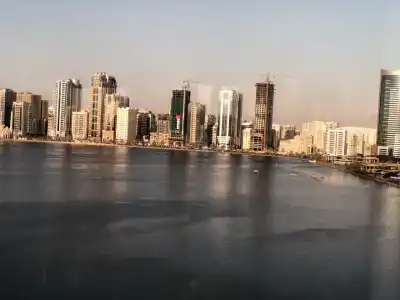 Golden Tulip Apartments - 85