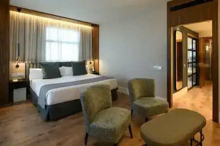 Catalonia Barcelona Plaza - 83