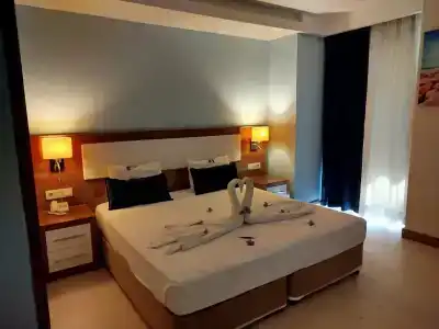 Kleopatra Ramira - All Inclusive - 93